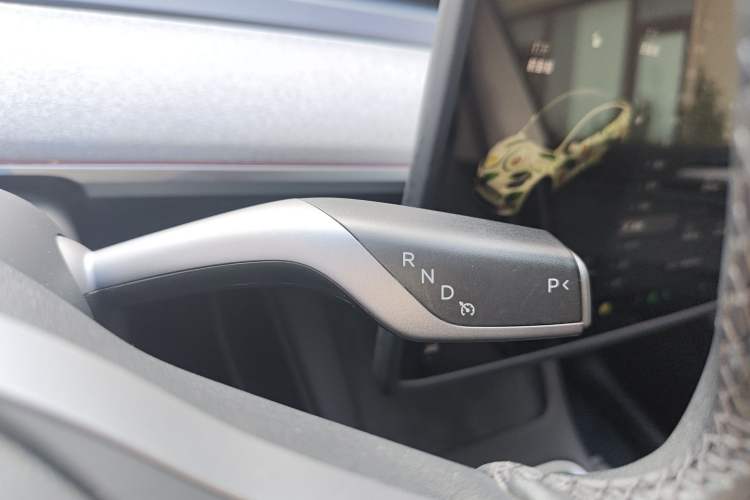 Used Tesla Model Y 2023 Rear-Wheel-Drive Version Gear Lever