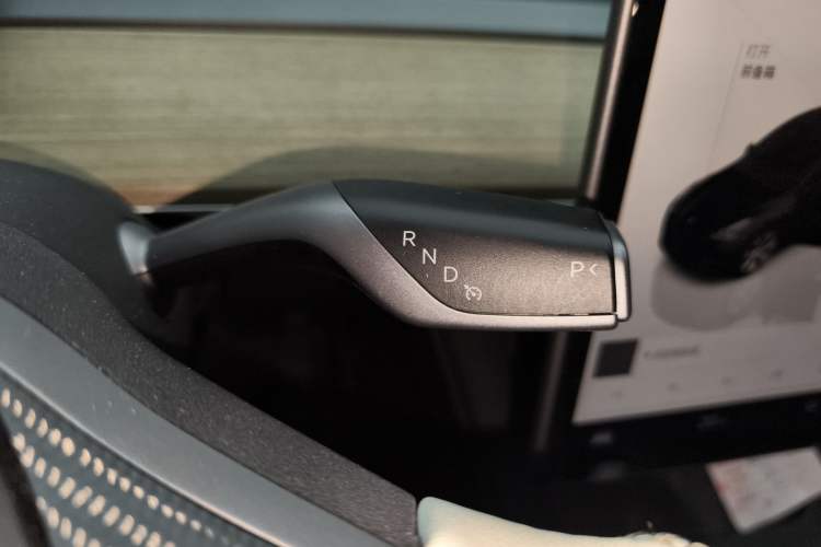 Used Tesla Model Y 2023 Rear-Wheel-Drive Version Gear Lever