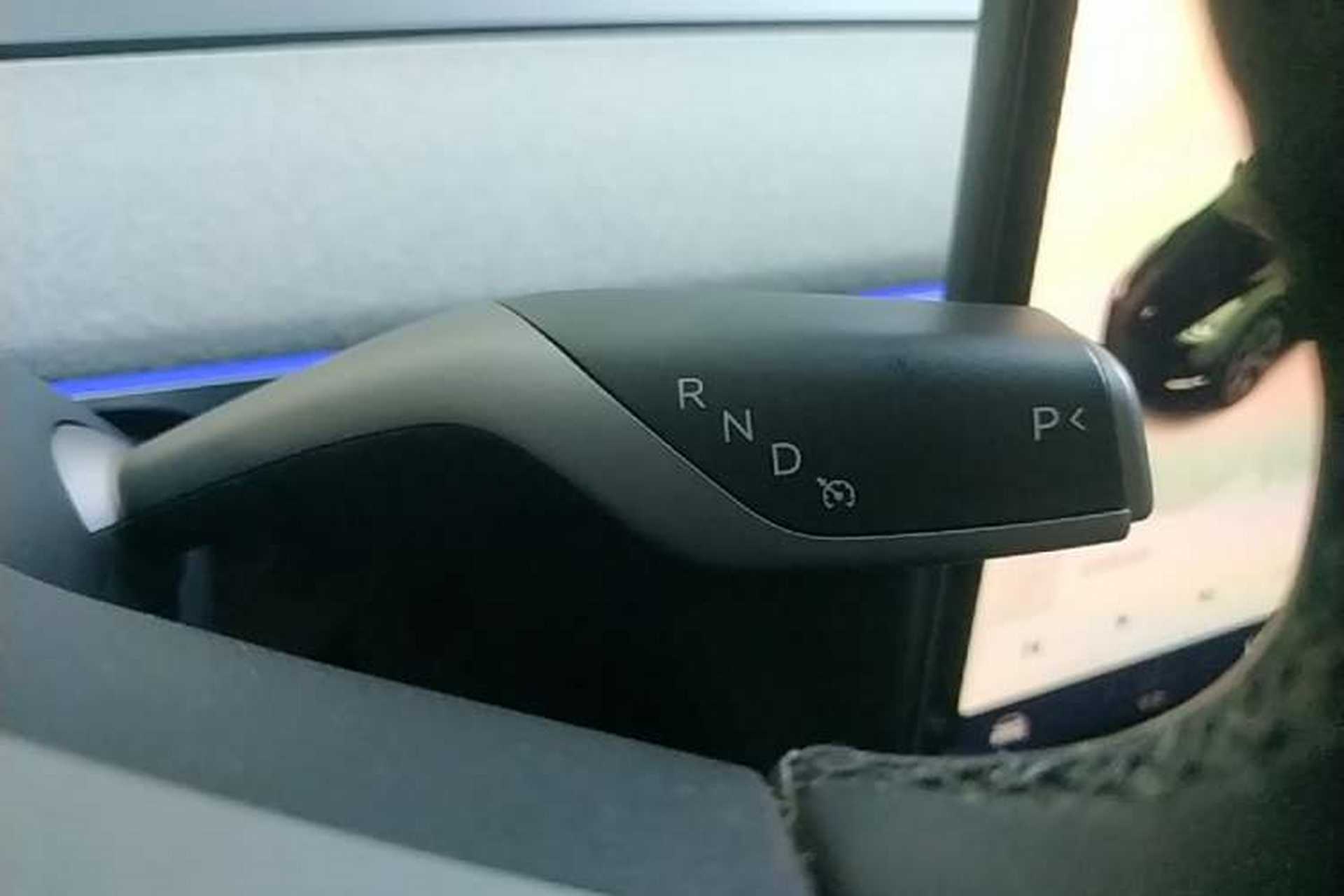 Used Tesla Model Y 2023 Long-Range All-Wheel-Drive Version Gear Lever