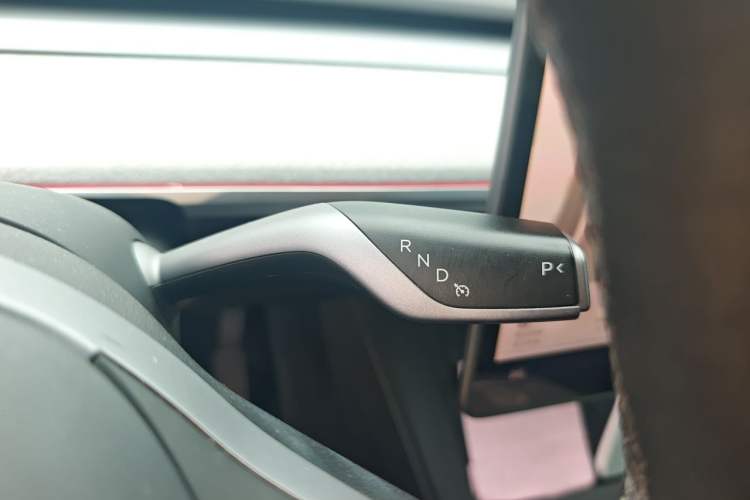 Used Tesla Model Y 2023 Long-Range All-Wheel-Drive Version Gear Lever