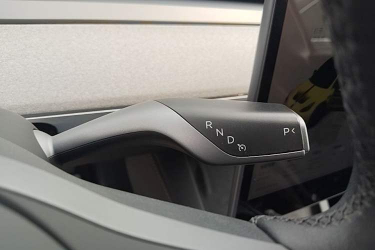 Used Tesla Model Y 2023 Rear-Wheel-Drive Version Gear Lever