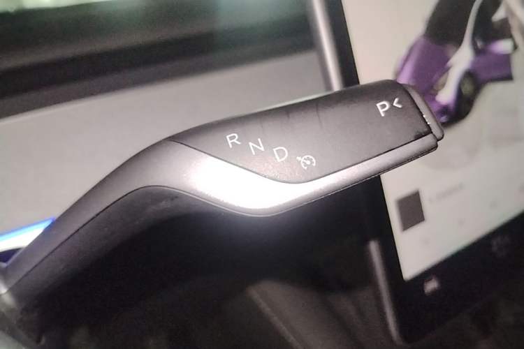 Used Tesla Model Y 2023 Long-Range All-Wheel-Drive Version Gear Lever