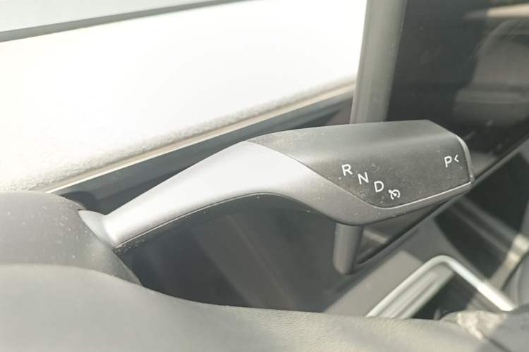 Used Tesla Model Y 2023 Rear-Wheel-Drive Version Gear Lever