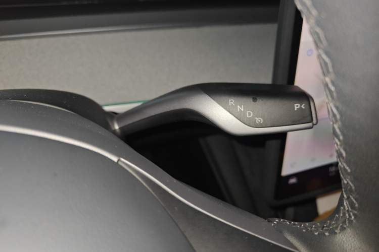 Used Tesla Model Y 2023 Rear-Wheel-Drive Version Gear Lever