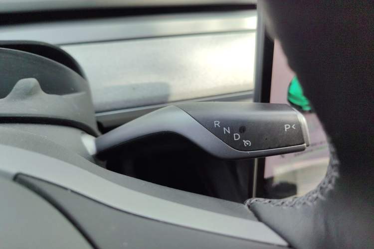 Used Tesla Model Y 2023 Rear-Wheel-Drive Version Gear Lever
