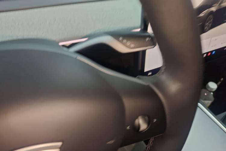 Used Tesla Model Y 2023 Long-Range All-Wheel-Drive Version Gear Lever