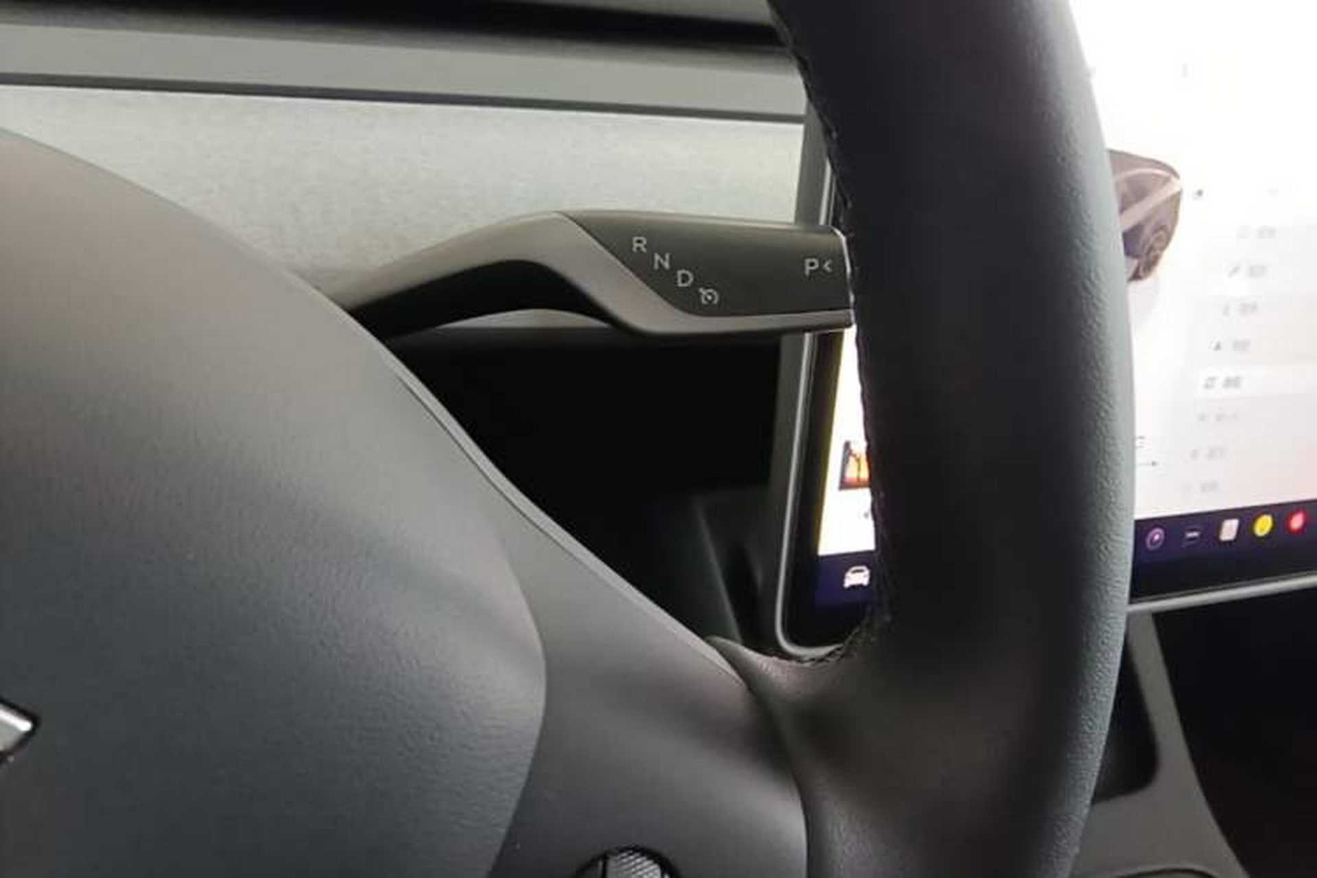 Used Tesla Model Y 2023 Long-Range All-Wheel-Drive Version Gear Lever