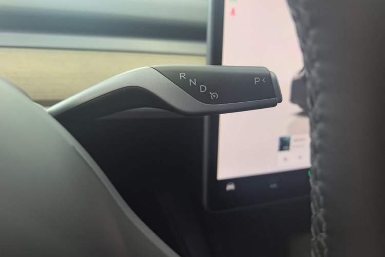 Used Tesla Model Y 2023 Long-Range All-Wheel-Drive Version Gear Lever