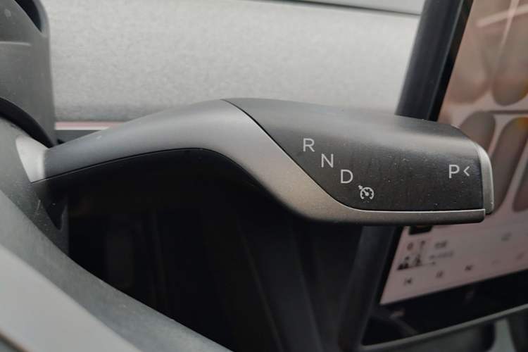 Used Tesla Model Y 2023 Rear-Wheel-Drive Version Gear Lever