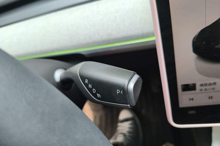 Used Tesla Model Y 2023 Rear-Wheel-Drive Version Gear Lever