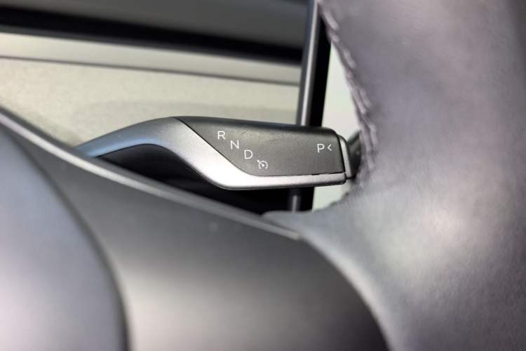 Used Tesla Model Y 2023 Rear-Wheel-Drive Version Gear Lever