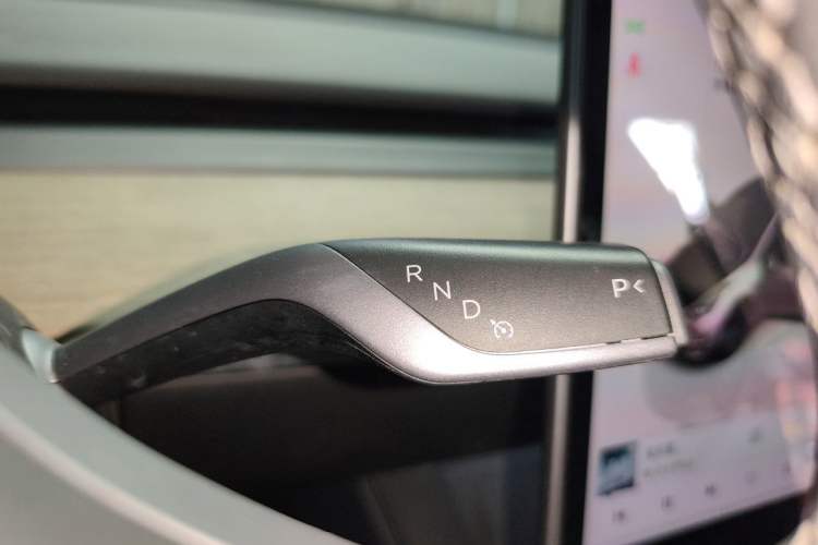 Used Tesla Model Y 2023 Rear-Wheel-Drive Version Gear Lever