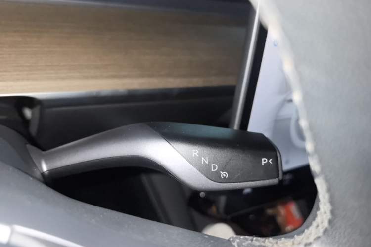 Used Tesla Model Y 2023 Rear-Wheel-Drive Version Gear Lever