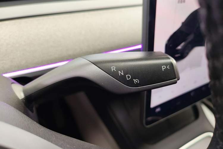 Used Tesla Model Y 2023 Long-Range All-Wheel-Drive Version Gear Lever