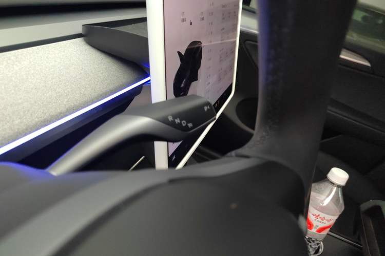 Used Tesla Model Y 2023 Rear-Wheel-Drive Version Gear Lever