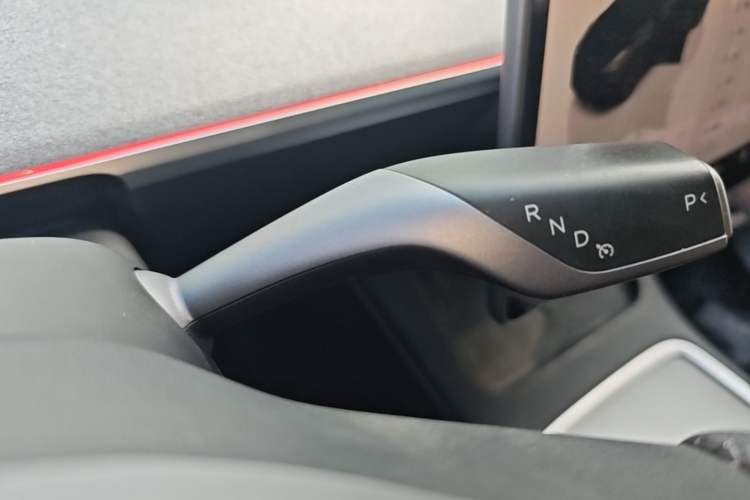 Used Tesla Model Y 2023 Long-Range All-Wheel-Drive Version Gear Lever
