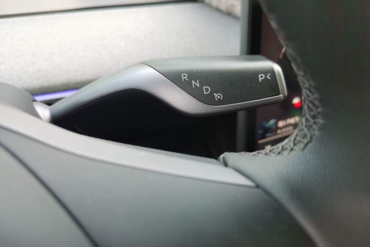 Used Tesla Model Y 2023 Rear-Wheel-Drive Version Gear Lever