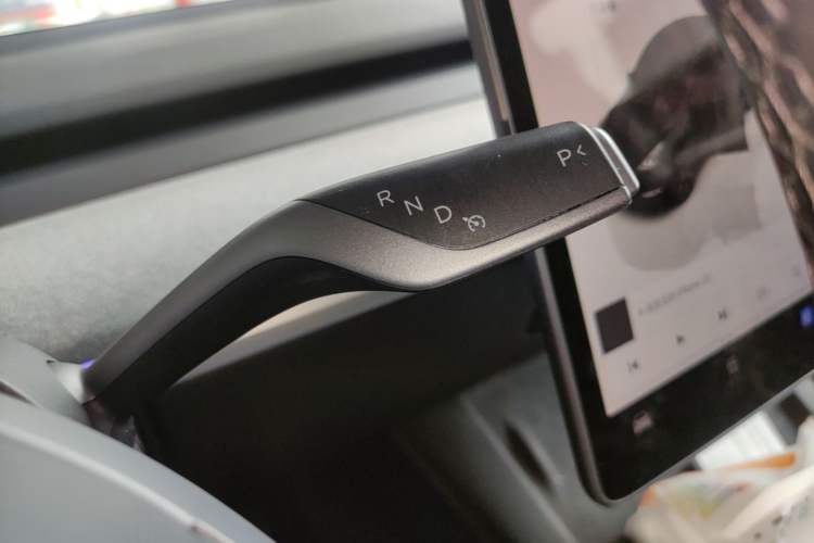 Used Tesla Model Y 2023 Rear-Wheel-Drive Version Gear Lever