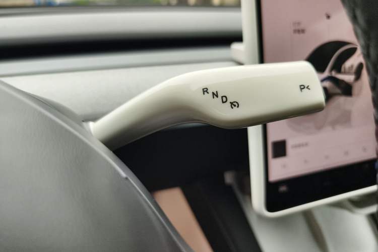 Used Tesla Model Y 2023 Rear-Wheel-Drive Version Gear Lever