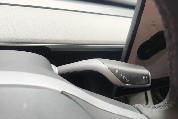 Used Tesla Model Y 2023 Rear-Wheel-Drive Version Gear Lever