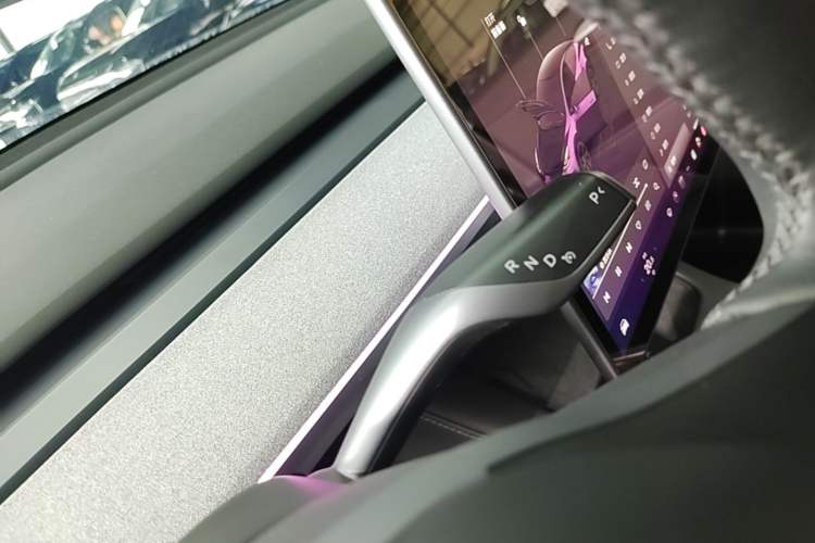 Used Tesla Model Y 2023 Rear-Wheel-Drive Version Gear Lever