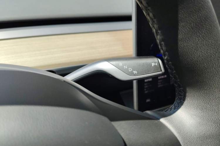 Used Tesla Model Y 2023 Long-Range All-Wheel-Drive Version Gear Lever