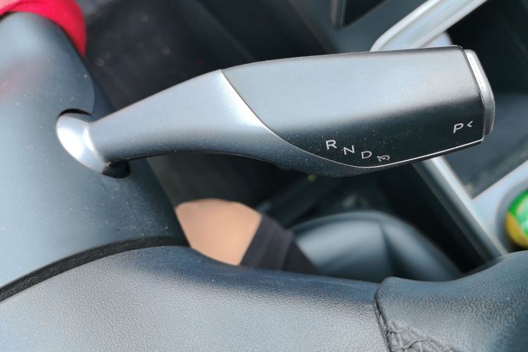 Used Tesla Model Y 2023 Rear-Wheel-Drive Version Gear Lever