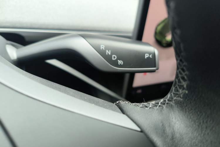 Used Tesla Model Y 2023 Rear-Wheel-Drive Version Gear Lever