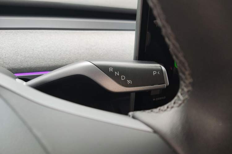 Used Tesla Model Y 2023 Rear-Wheel-Drive Version Gear Lever