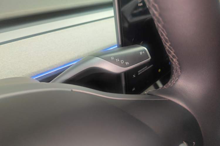 Used Tesla Model Y 2023 Rear-Wheel-Drive Version Gear Lever