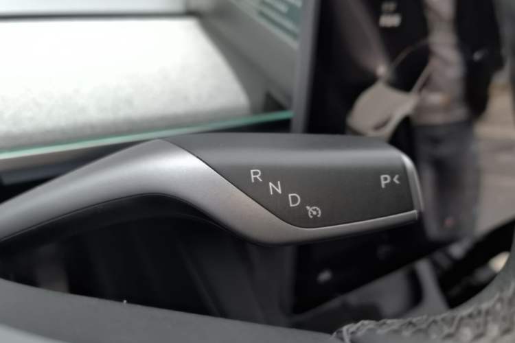 Used Tesla Model Y 2023 Rear-Wheel-Drive Version Gear Lever