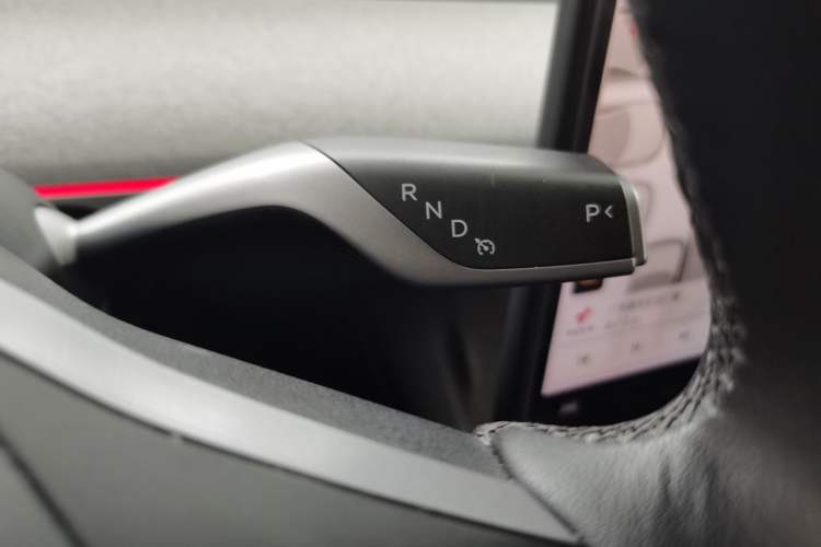 Used Tesla Model Y 2023 Rear-Wheel-Drive Version Gear Lever