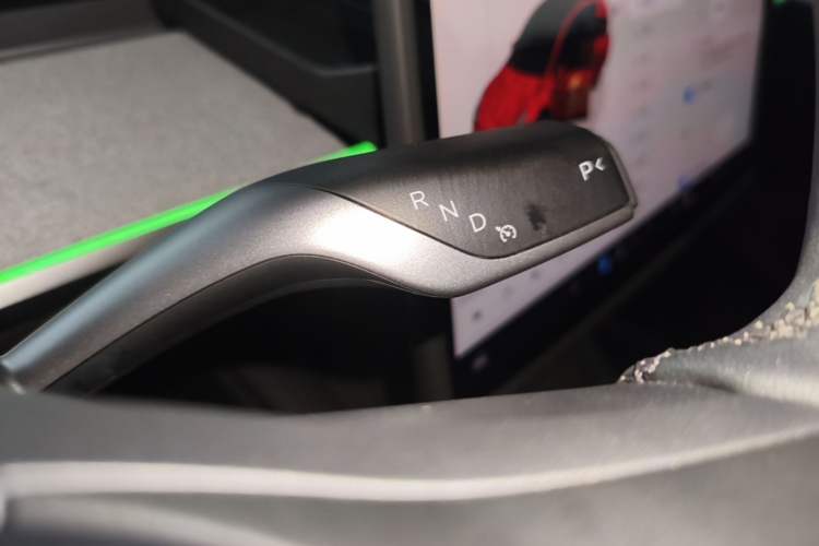 Used Tesla Model Y 2023 Rear-Wheel-Drive Version Gear Lever