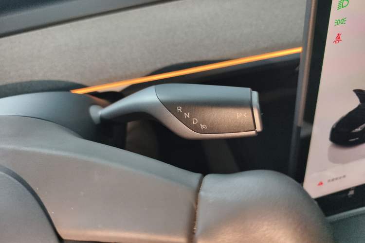 Used Tesla Model Y 2023 Long-Range All-Wheel-Drive Version Gear Lever