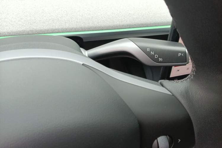 Used Tesla Model Y 2023 Rear-Wheel-Drive Version Gear Lever