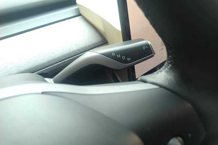 Used Tesla Model Y 2023 Rear-Wheel-Drive Version Gear Lever