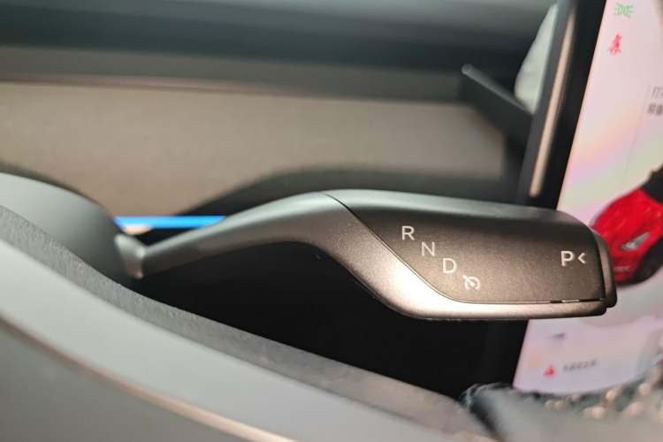 Used Tesla Model Y 2023 Rear-Wheel-Drive Version Gear Lever