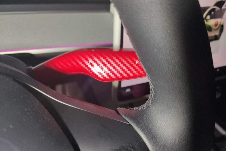 Used Tesla Model Y 2023 Long-Range All-Wheel-Drive Version Gear Lever