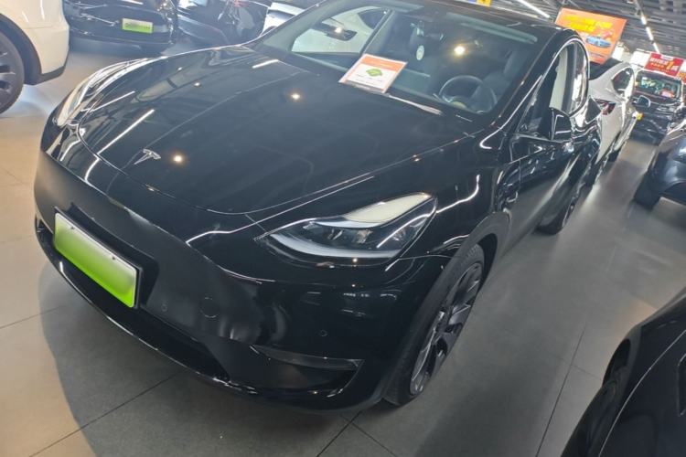 Tesla Model Y 2023 High-Performance All-Wheel-Drive Version