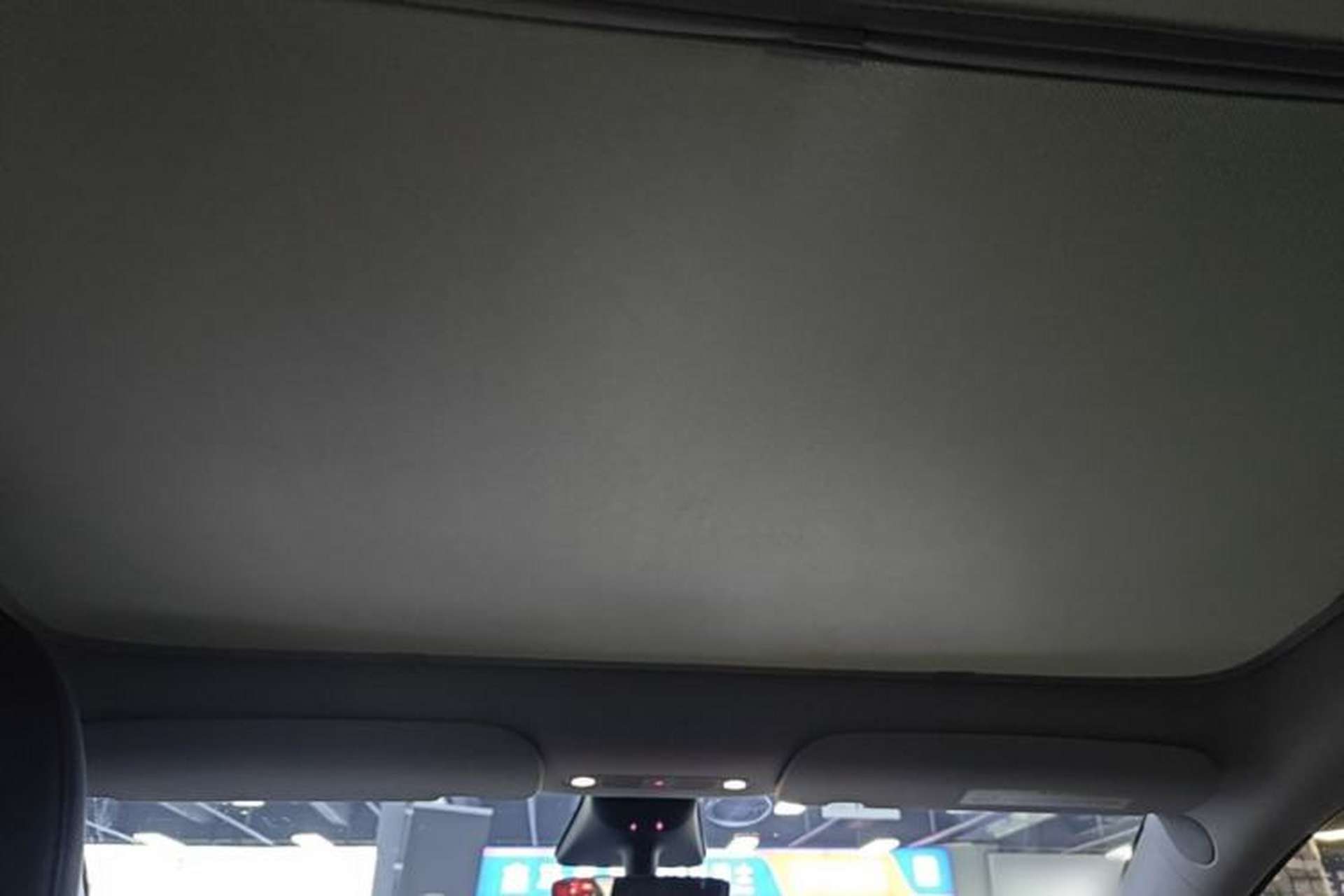 Used Tesla Model Y 2023 Long-Range All-Wheel-Drive Version Headliner