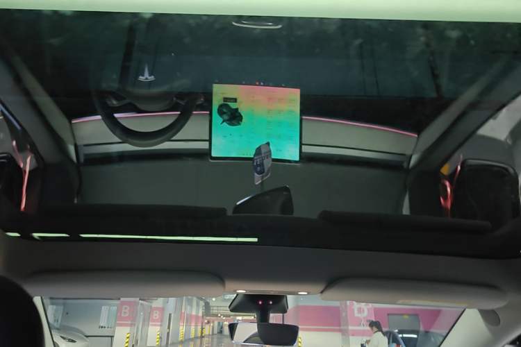 Used Tesla Model Y 2023 Rear-Wheel-Drive Version Headliner
