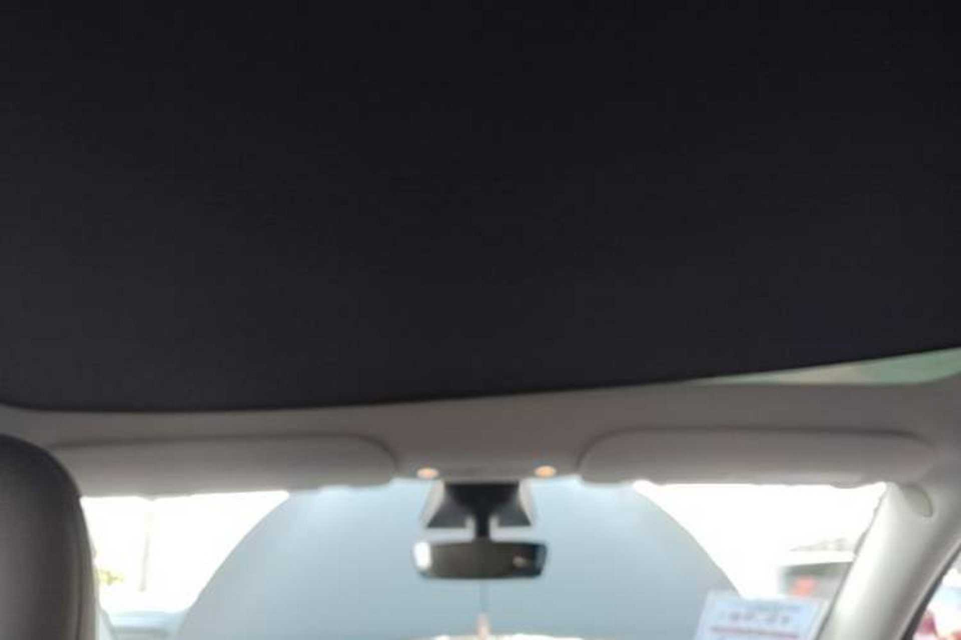 Used Tesla Model Y 2023 Rear-Wheel-Drive Version Headliner