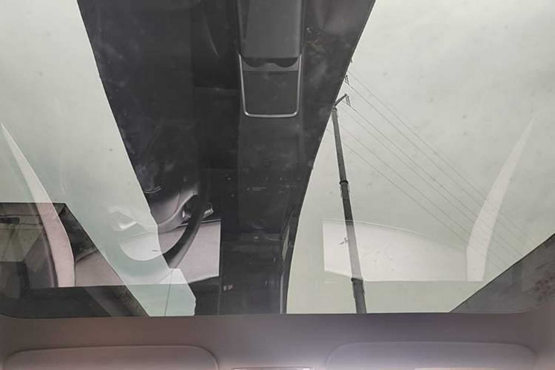 Used Tesla Model Y 2023 Rear-Wheel-Drive Version Headliner