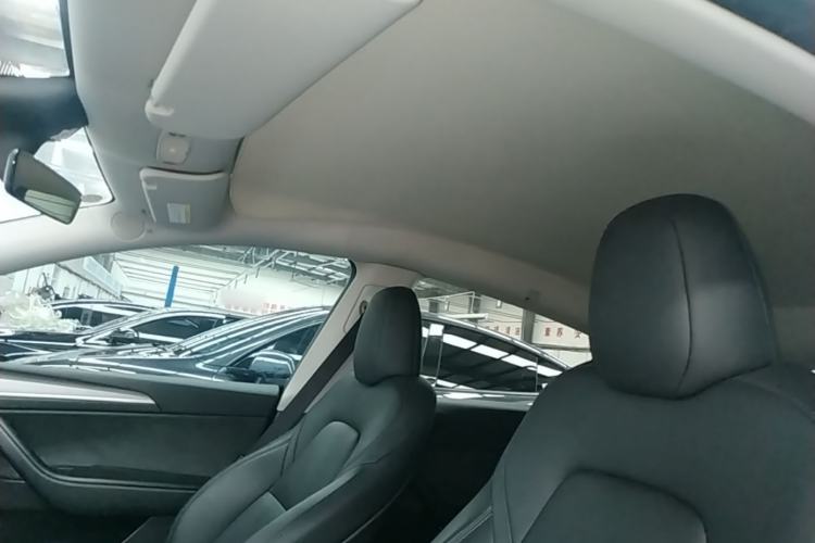 Used Tesla Model Y 2023 Rear-Wheel-Drive Version Headliner
