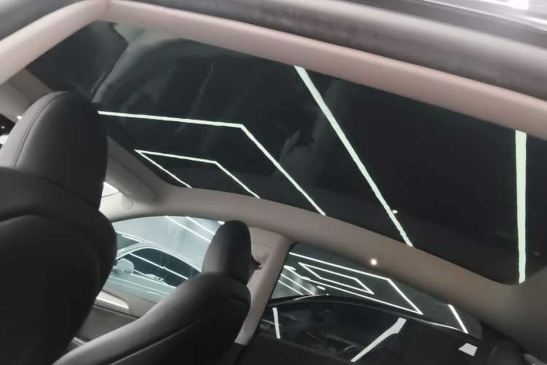 Used Tesla Model Y 2023 Long-Range All-Wheel-Drive Version Headliner