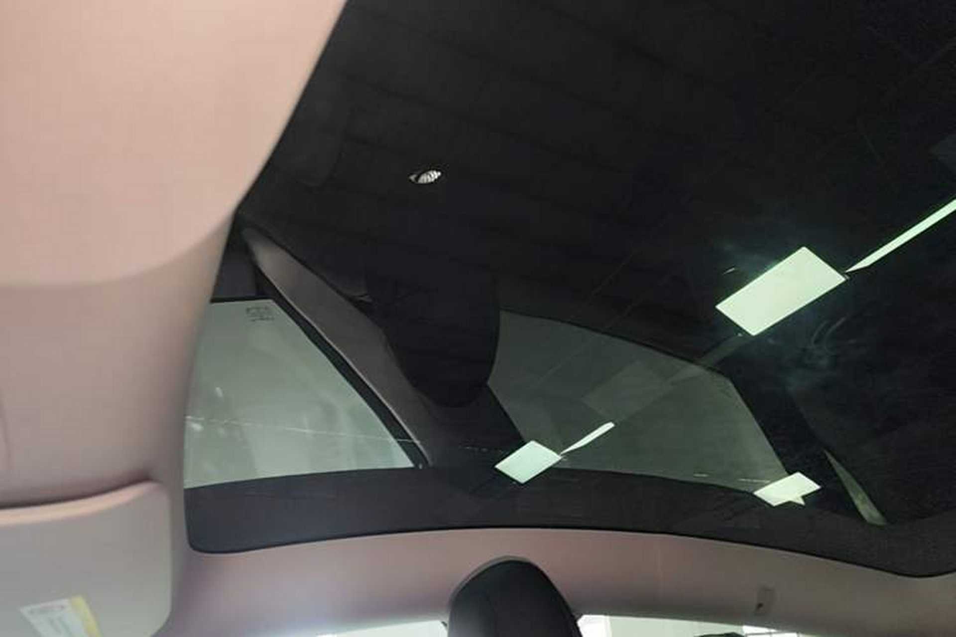 Used Tesla Model Y 2023 Rear-Wheel-Drive Version Headliner