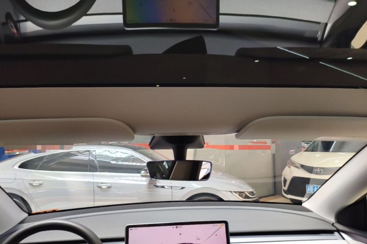 Used Tesla Model Y 2023 Rear-Wheel-Drive Version Headliner