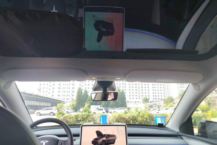Used Tesla Model Y 2023 Rear-Wheel-Drive Version Headliner