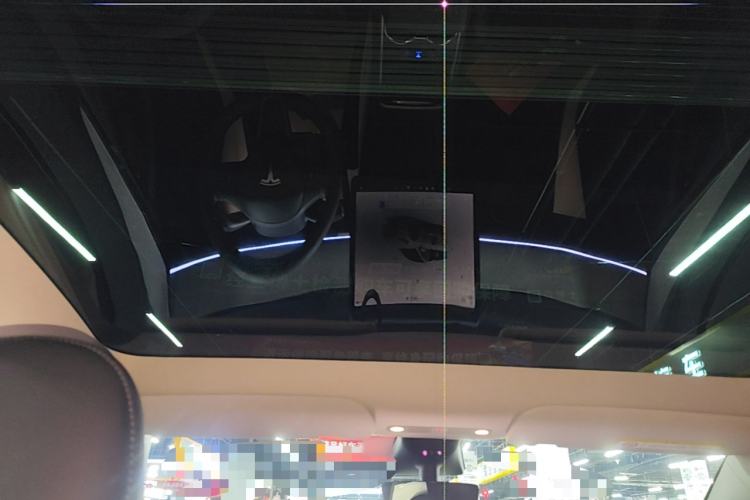 Used Tesla Model Y 2023 Long-Range All-Wheel-Drive Version Headliner