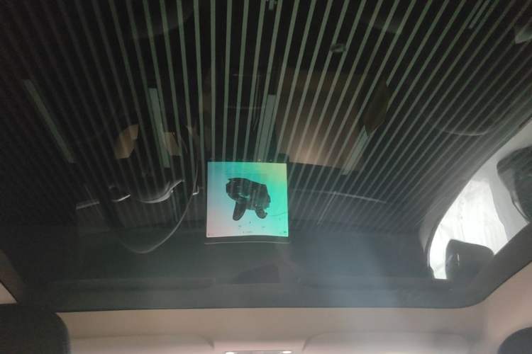 Used Tesla Model Y 2023 Rear-Wheel-Drive Version Headliner